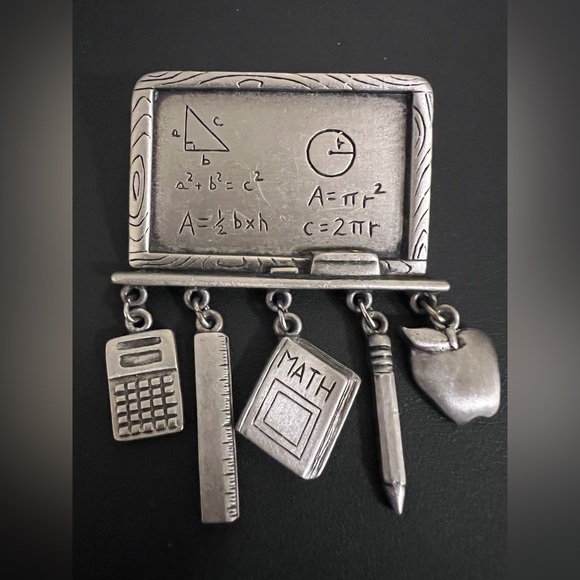 Brooch - Vintage JJ Jonette - Teacher Gift! - Picture 1 of 4